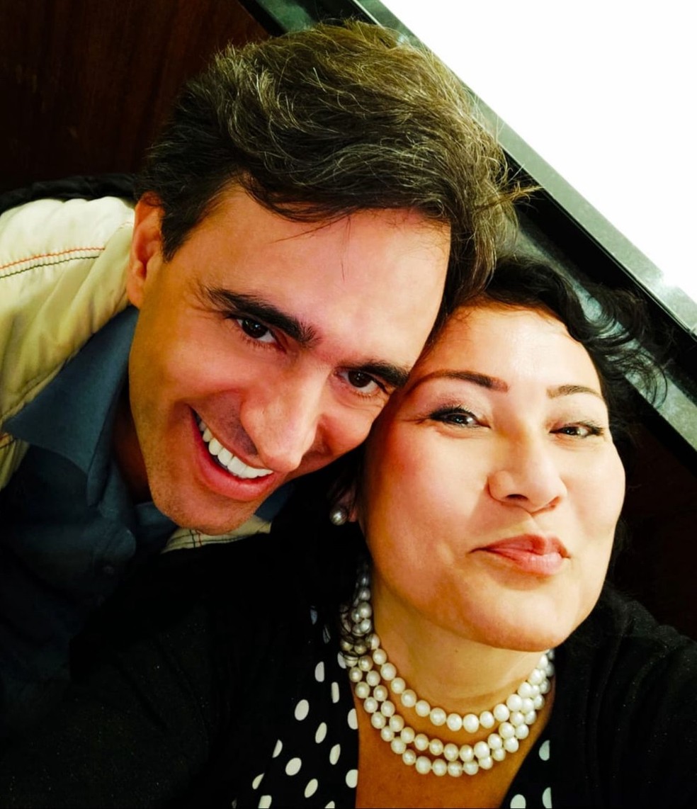Nelma Kodama e o ex-namorado Rowles Magalhães Ferreira da Silva — Foto: Reprodução