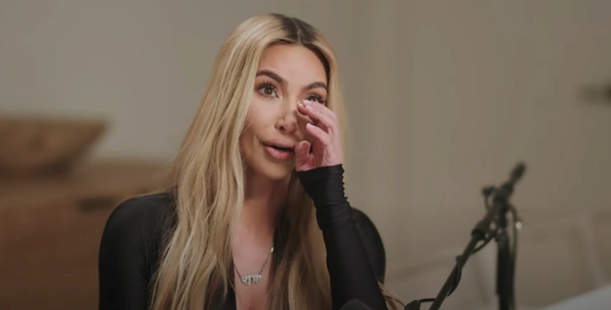 Kim Kardashian fala sobre dificuldades na relação com Kanye West e de como protege os filhos