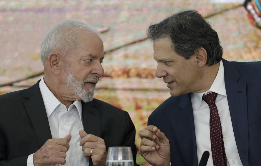 O presidente Lula e o ministro Fernando Haddad