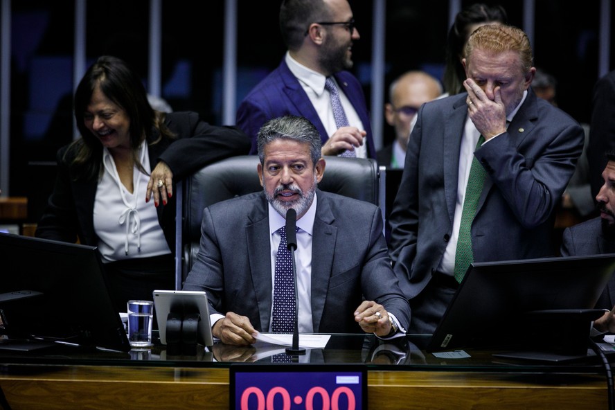 Plenário da Câmara dos Deputados presidida por Arthur Lira