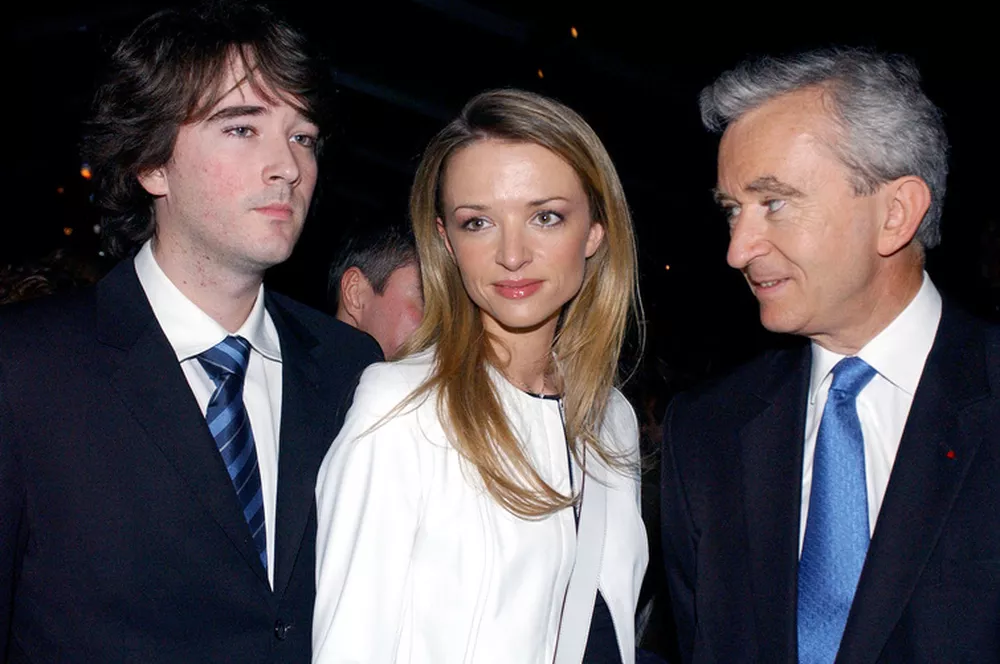 Alexandre e Delphine, filhos mais velhos de Bernard Arnault, já fazem parte do conselho da LVMH — Foto: Nebinger Frederic/ABACA/Newscom