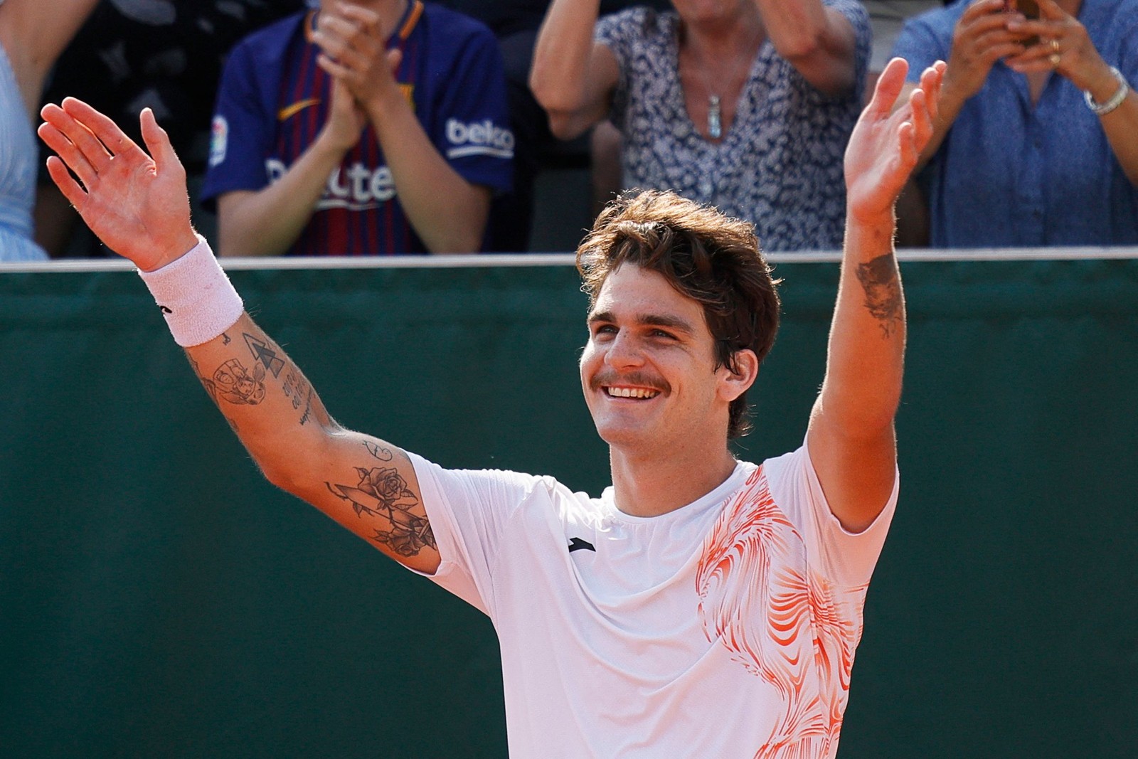 Thiago Wild venceu o argentino Guido Pella e avançou para a terceira rodada em Roland Garros — Foto:  Geoffroy Van der Hasselt / AFP)