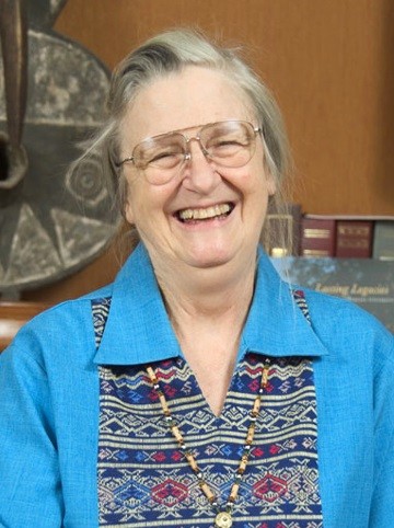 Elinor Ostrom (2009; EUA) - A primeira mulher a receber o Nobel de Economia não era economista, mas cientista política. Foi premiada por seus estudos sobre como cidadãos podem se organizar de maneira eficiente para gerenciar recursos públicos, o que contraria a ideia de que o Estado precisa intermediar essa relação. — Foto:  Indiana University via Bloomberg