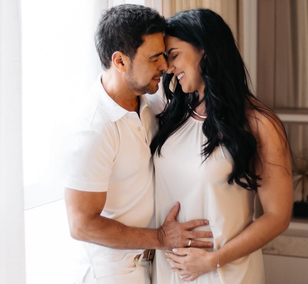 Graciele Lacerda e Zezé di Camargo esperam pelo primeiro filho — Foto: Instagram