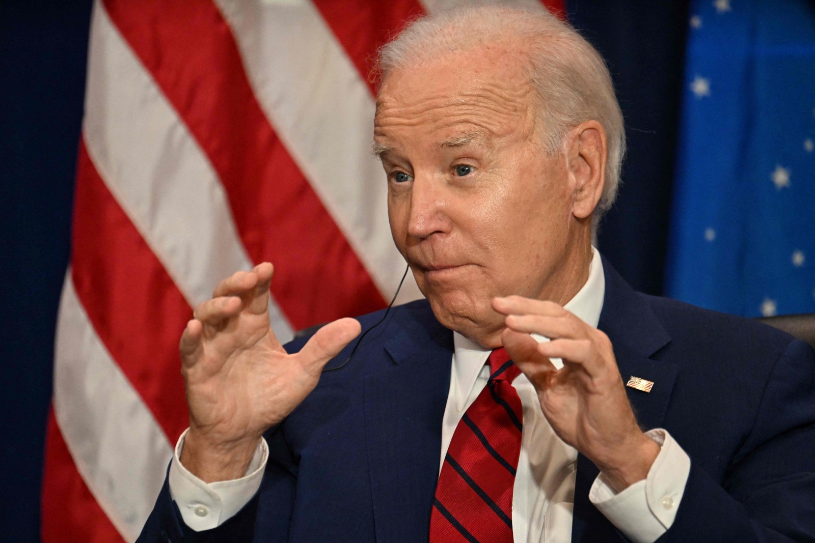 Lula encontra com o presidente Joe Biden nos Estados Unidos — Foto: Jim WATSON / AFP