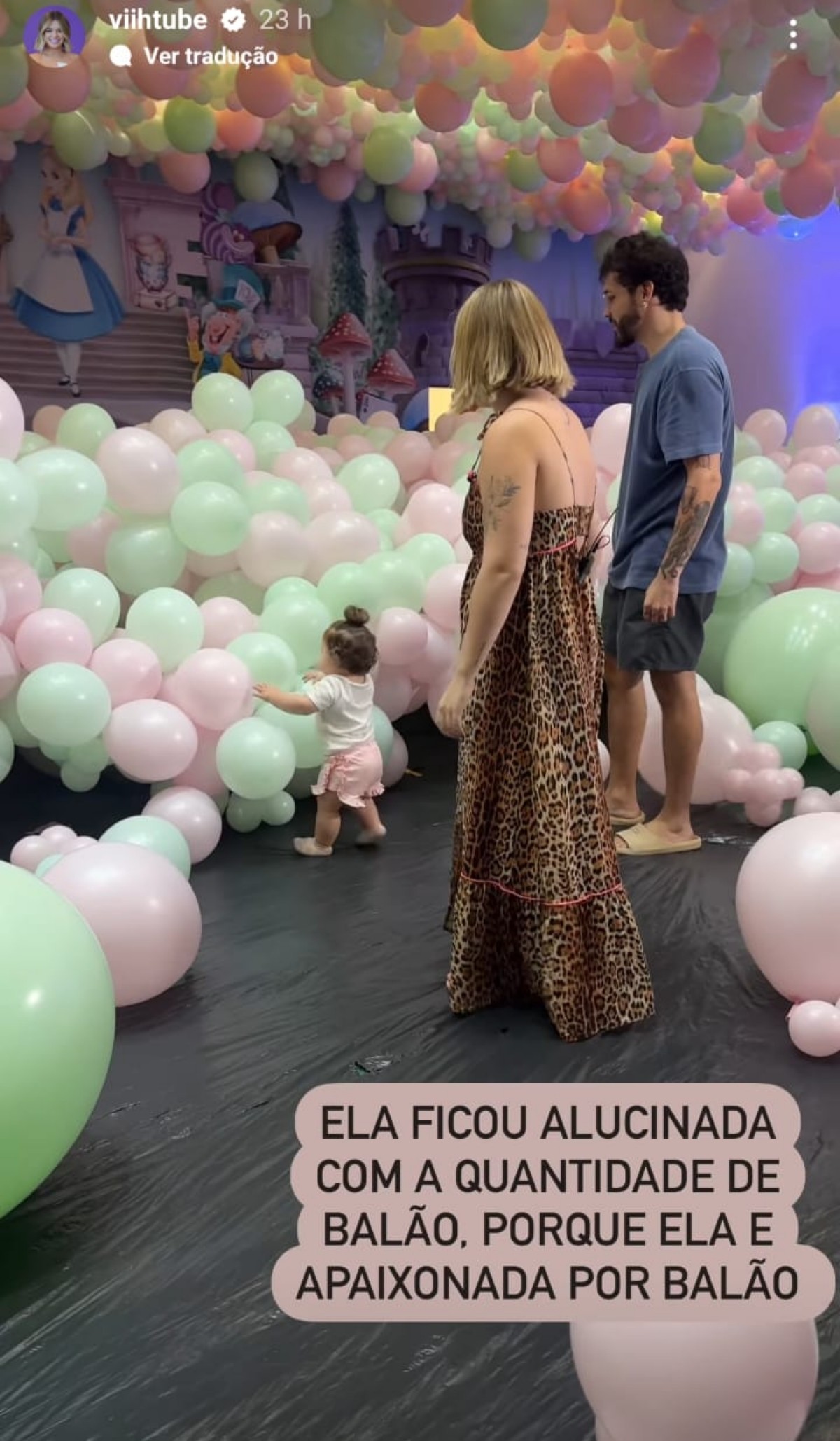 Viih Tube e Eliezer mostraram Lua encantada com a quantidade de balões — Foto: Reprodução Instagram