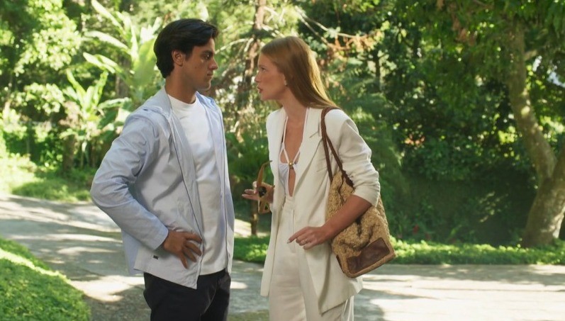 Na quarta-feira (30), Heitor e Preciosa conversam sobre o plano de incendiar a Fuzuê Heitor (Felipe Simas) e Preciosa (Marina Ruy Barbosa) em Fuzuê — Foto: Reprodução TV Globo