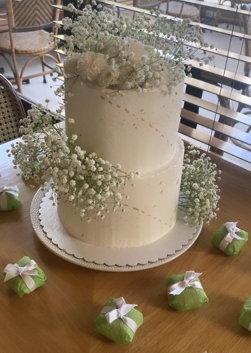 Bolo de casamento da atriz Camila Rodrigues — Foto: Reprodução/Instagram