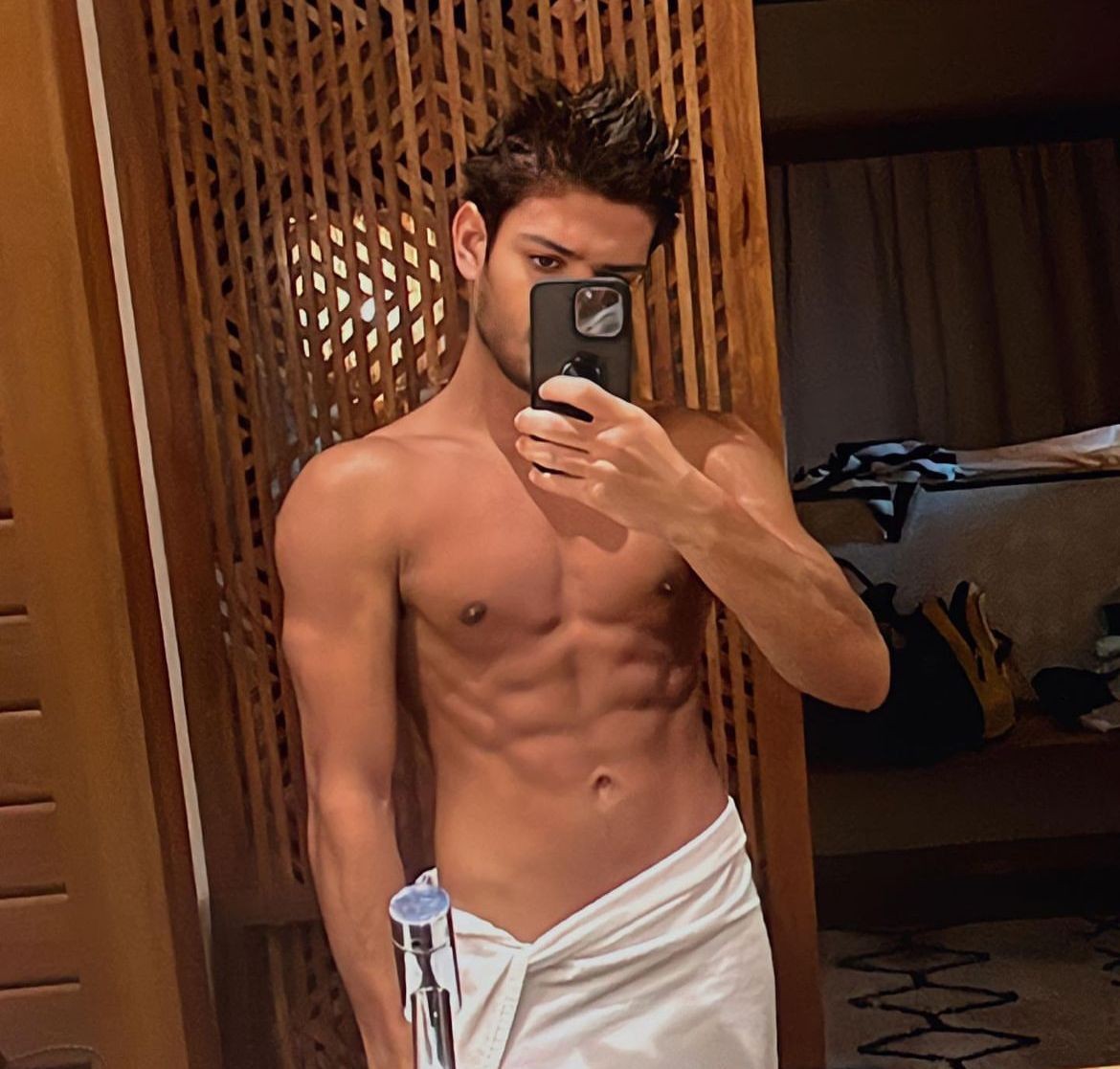 Gabriel Santana voltou ao corpo definido após o "BBB" 23. Ele está se preparando para estrelar um filme — Foto: Reprodução/Instagram