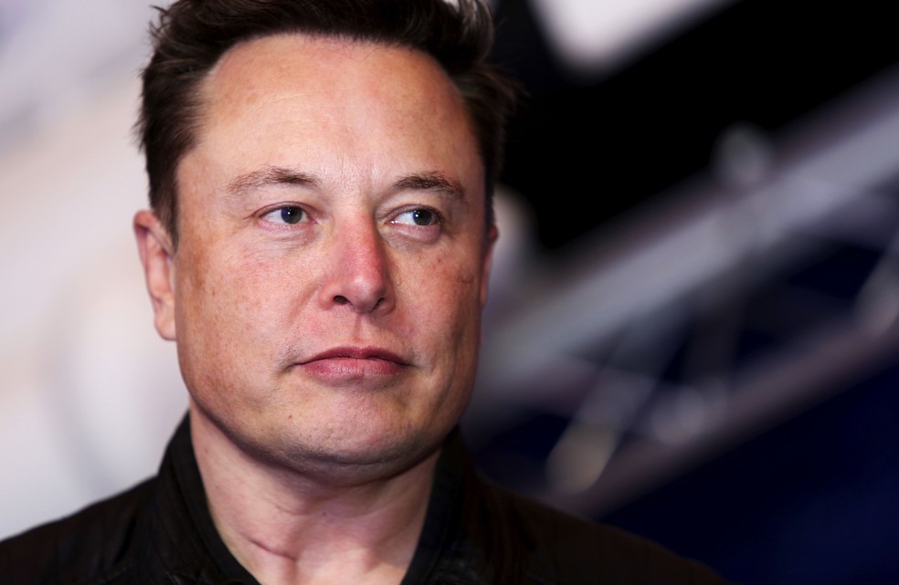 Elon Musk e posicionamento a favor da "liberdade de expressão" deixa anuncantes do Twitter com pulga atrás da orelha Bloomberg — Foto:         