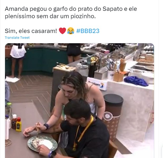 Quando ele dividiram o prato de comida — Foto: Reprodução/Twitter