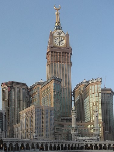 Makkah Royal Clock Tower - Meca (Arábia Saudita) - 2012 - 601 metros - 120 andares — Foto: Reprodução / Wikipedia