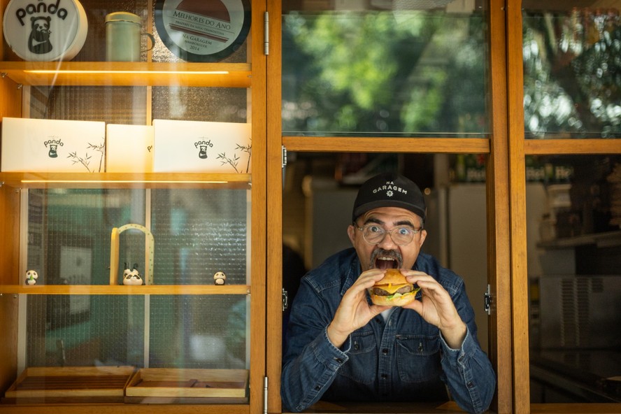 Na Garagem, em Pinheiros, hamburgueria de 18 metros quadrados, aposta na carne artesanal e menu enxuto para disputar com redes de 'fast food'