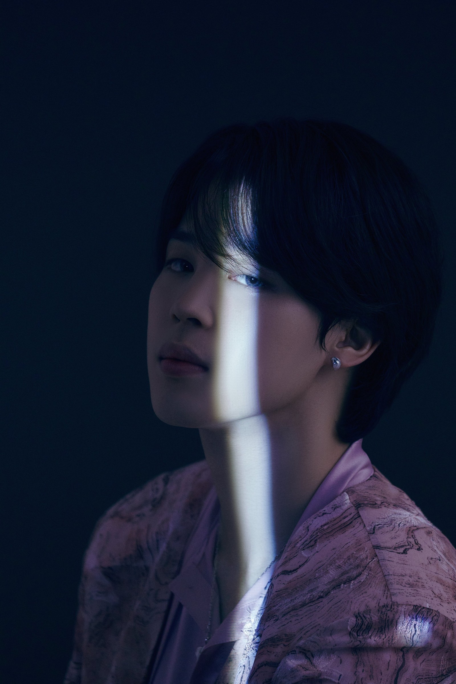 Jimin, do BTS, em foto conceitual do álbum antológico 'Proof' — Foto: Divulgação / Big Hit Music