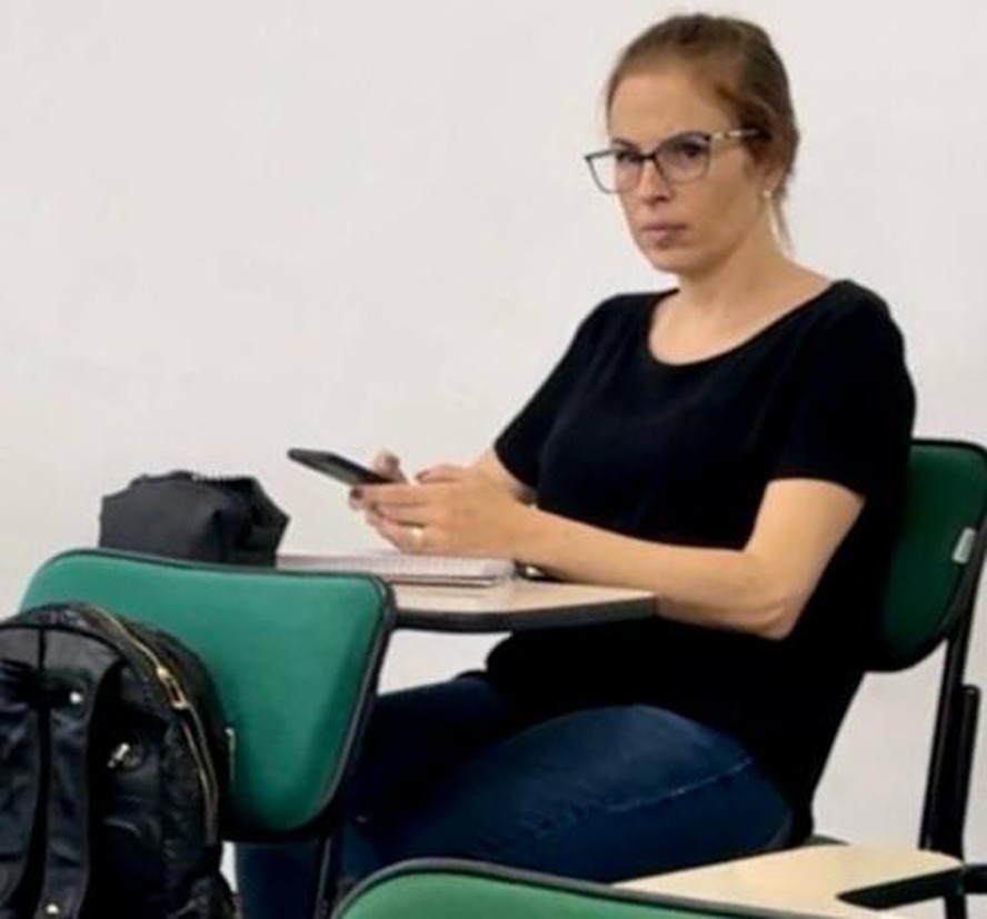 Suzane von Richthofen na aula do curso de Direito