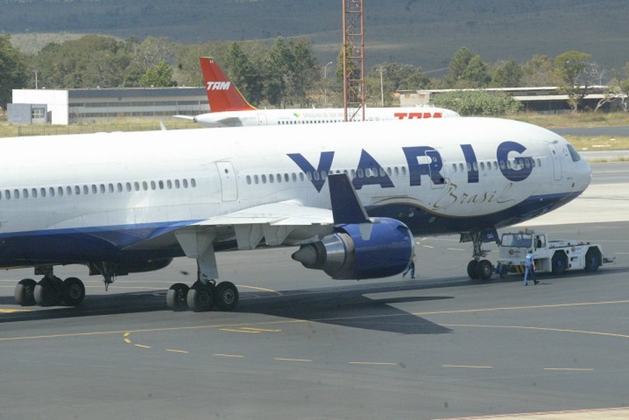 Avião da Varig no aeroporto de Brasília, em 2016