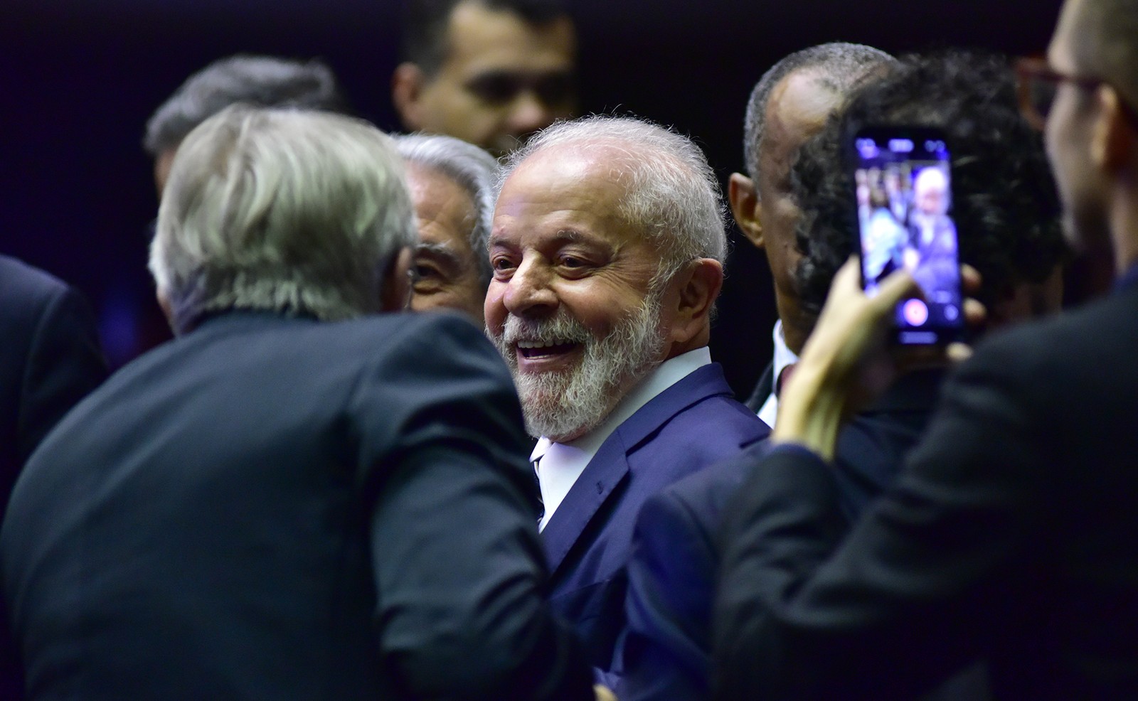 O presidente Lula durante sessão do Congresso para promulgar a Reforma Tributária — Foto: Zeca Ribeiro/Câmara dos Deputados
