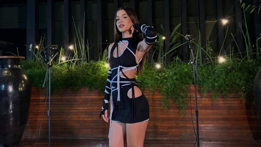 Tília prestou homenagem à Anitta em novo projeto musical