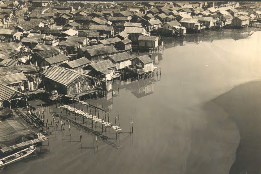 Complexo de favelas da Maré em 1961