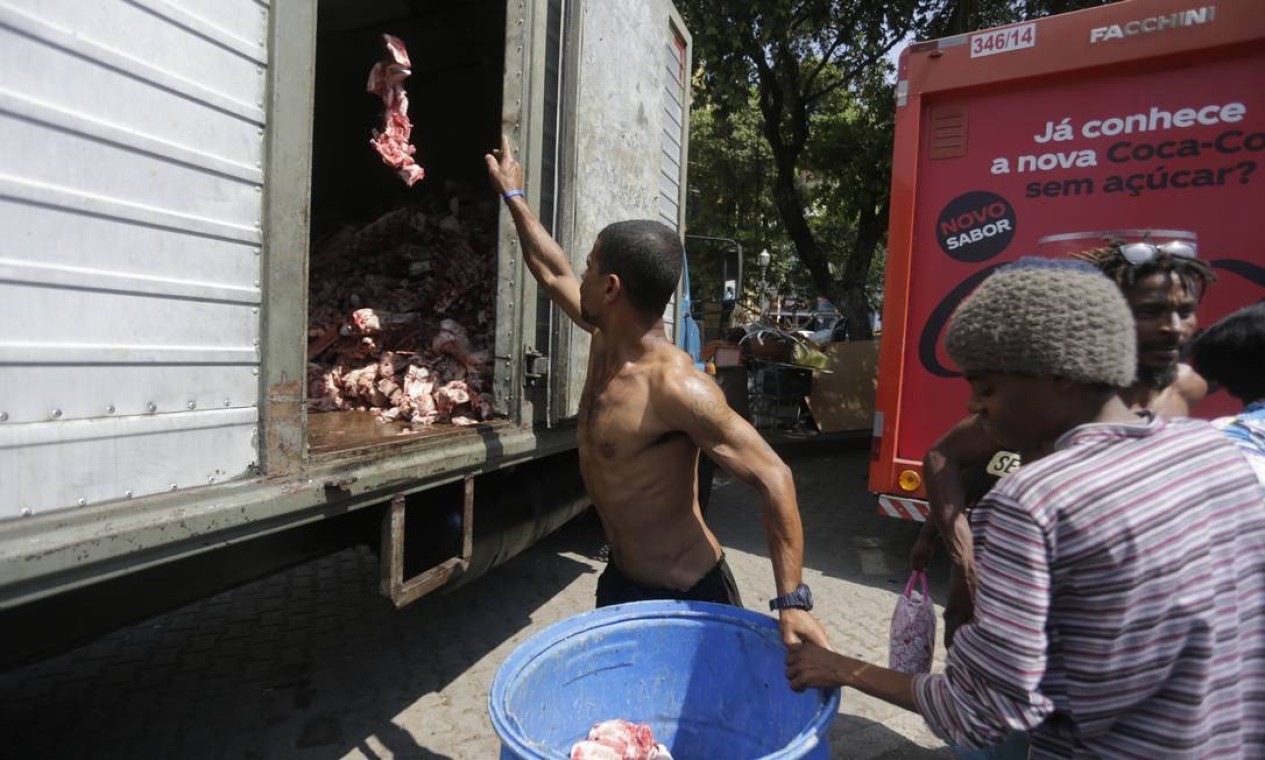 No estado do Rio, 12% da população vivem com renda entre R$ 89 e R$ 178.  — Foto: Domingos Peixoto / Agência O Globo