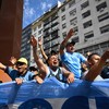 Movimentos sindicais e organizações argentinas tomam as ruas de Buenos Aires para protestar contra 'decretaço' de Milei - Luis Robayo / AFP