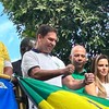 Bolsonaro ao lado de Alexandre Ramagem em Campo Grande (RJ) - Gabriel de Paiva/Agência O Globo