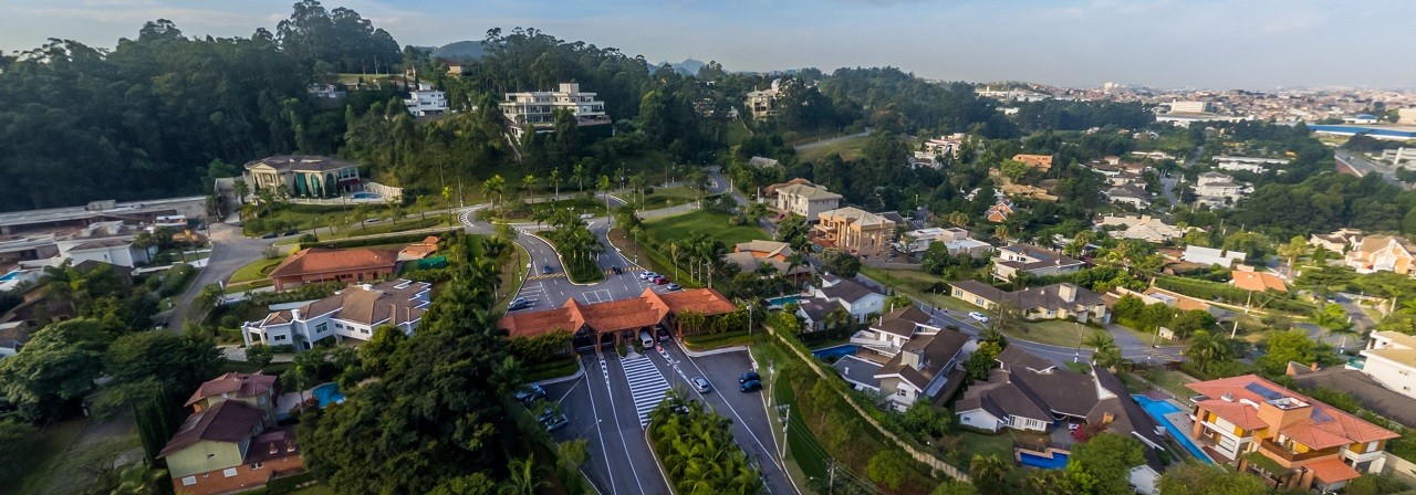 O condomínio Tamboré 1, localizado em Barueri, próximo de São Paulo — Foto: Reprodução