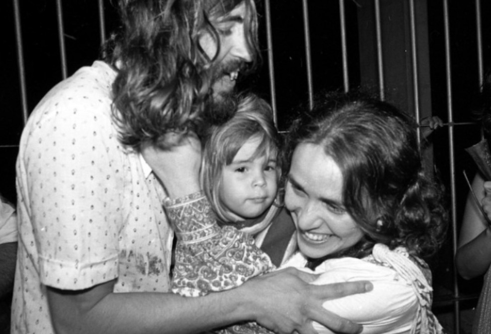 Colombo Vieira e Jessie Jane com a filha, Leta, em 1979 — Foto: Wilson Alves/Agência O GLOBO