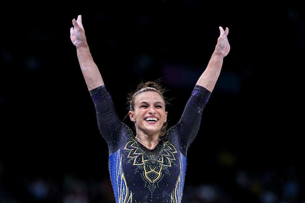 Com duas décadas de seleção, Jade Barbosa tenta levar Brasil à sua maior conquista — Foto: Miriam Jeske/COB