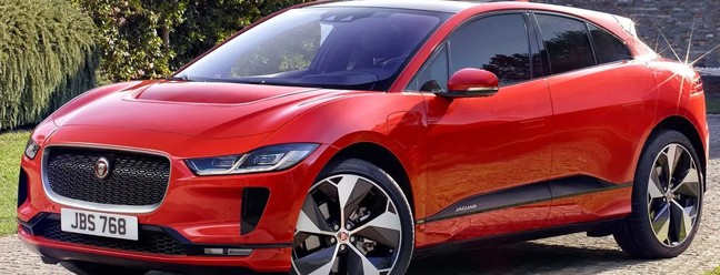 O Jaguar I-Pace é um SUV baixo e largo com a traseira de um hatchback. É tão esportivo de dirigir quanto qualquer outro Jaguar. O que é único: a aparência futurista do Jaguar I-Pace é funcional; Preço de partida: mais de R$ 346 mil — Foto: Divulgação