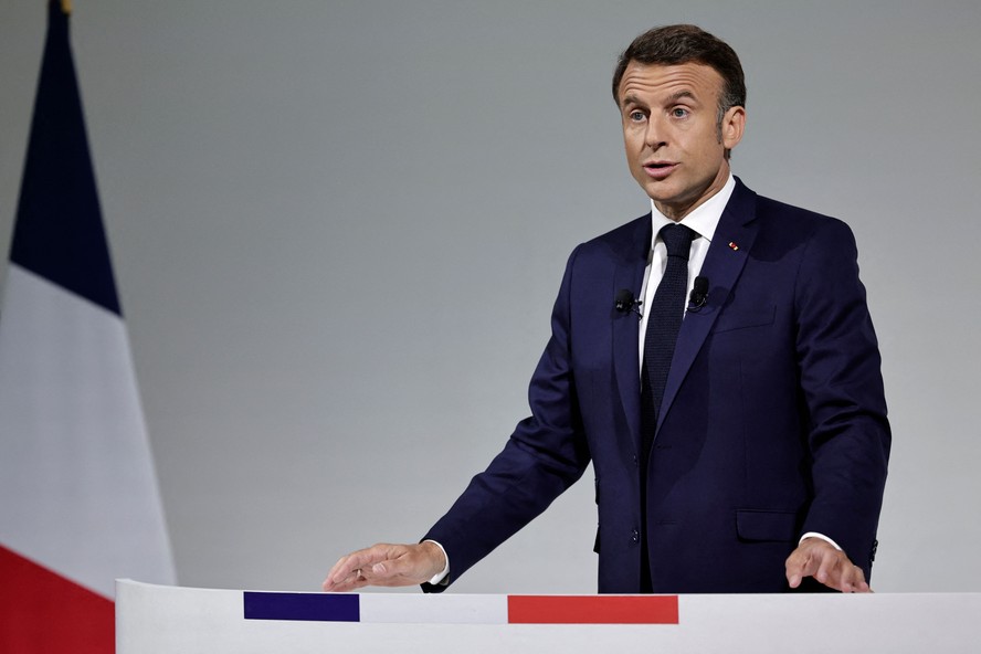 Macron convocou partidos moderados a se unirem contra extremistas