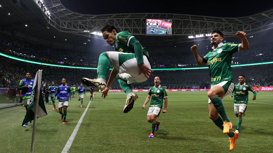 Palmeiras vence Corinthians e segue como melhor time do 'Brasileirão da Copa América'