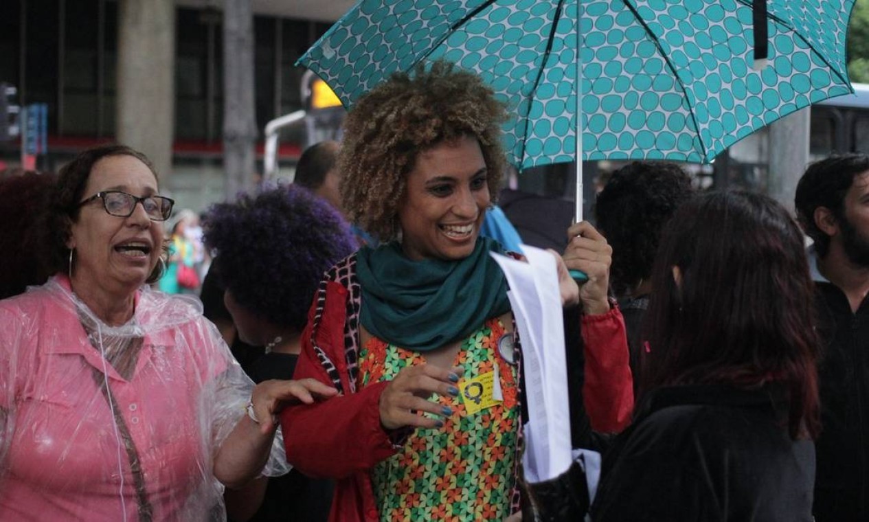 Marielle durante caminhada na Central do Brasil, no Dia Internacional da Mulher. — Foto: Divulgação/PSOL