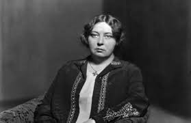 A norueguesa Sigrid Undset, em 1928 — Foto: Reprodução