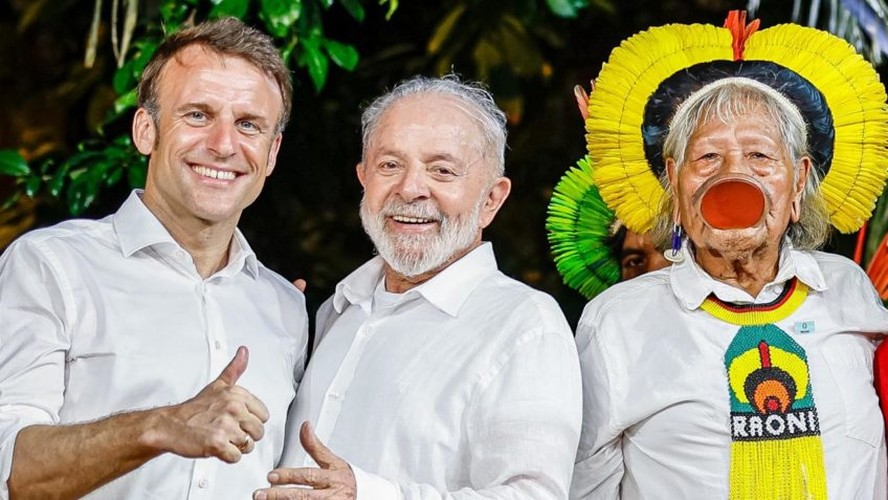 Emmanuel Macron, Lula e cacique Raoni