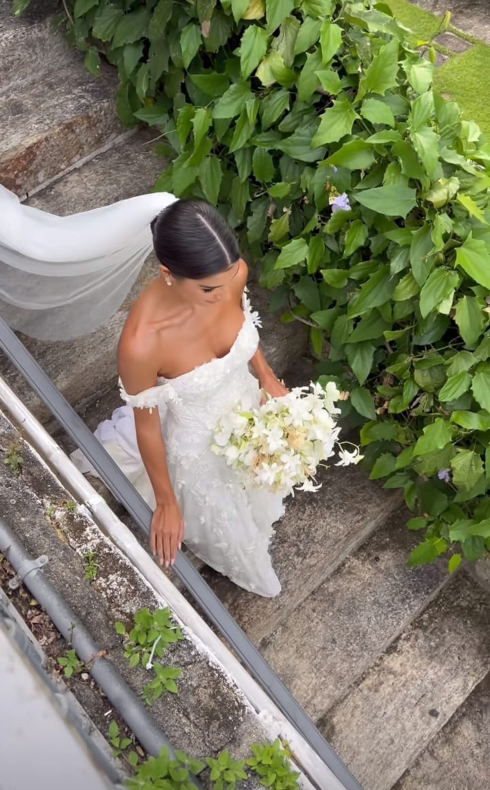 Detalhes do vestido de noiva de Julia Horta, Miss Brasil 2019 — Foto: Reprodução Instagram