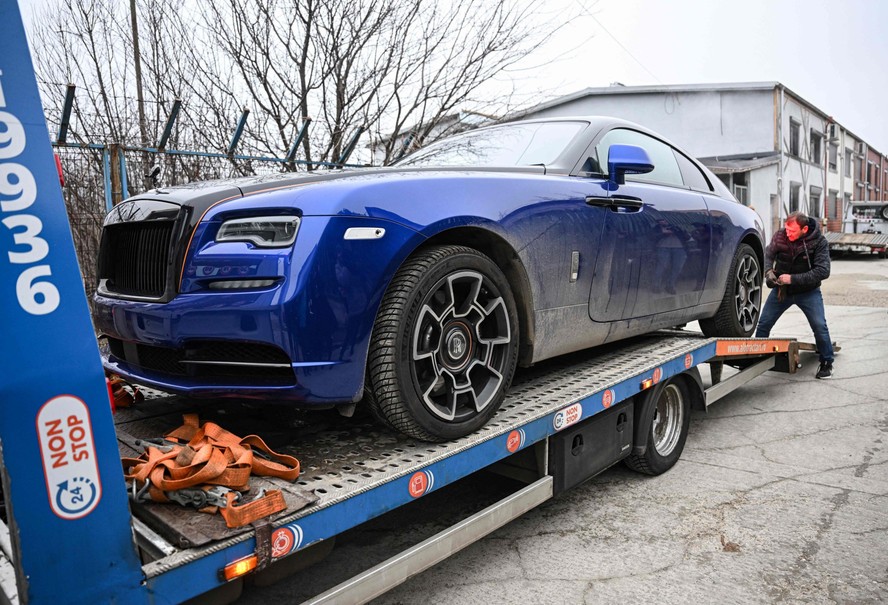 Carro de luxo de Adrew Tate é apreendido em Bucareste