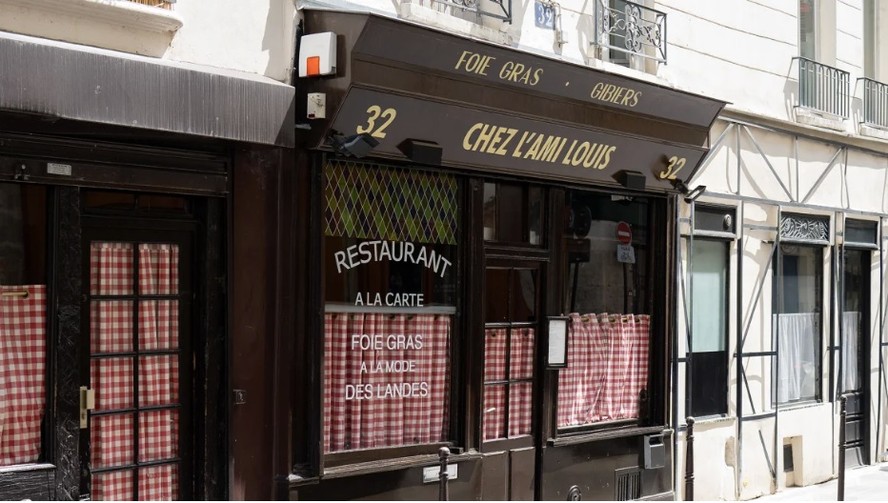 O restaurante Chez l'Ami Louis em Paris, comprado por Bernard Arnault, dono da Louis Vuitton