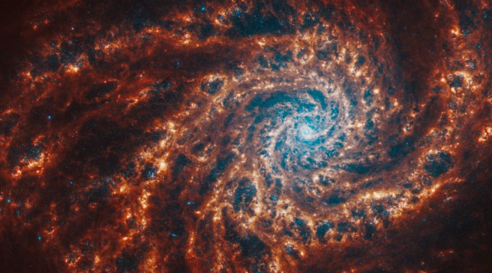 Galáxia espiral NGC 4254, registrada pelo James Webb — Foto: Nasa