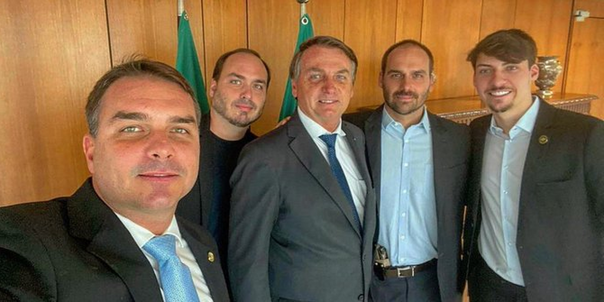 PF: Como três filhos de Bolsonaro usaram a estrutura da 'Abin paralela' para fins pessoais