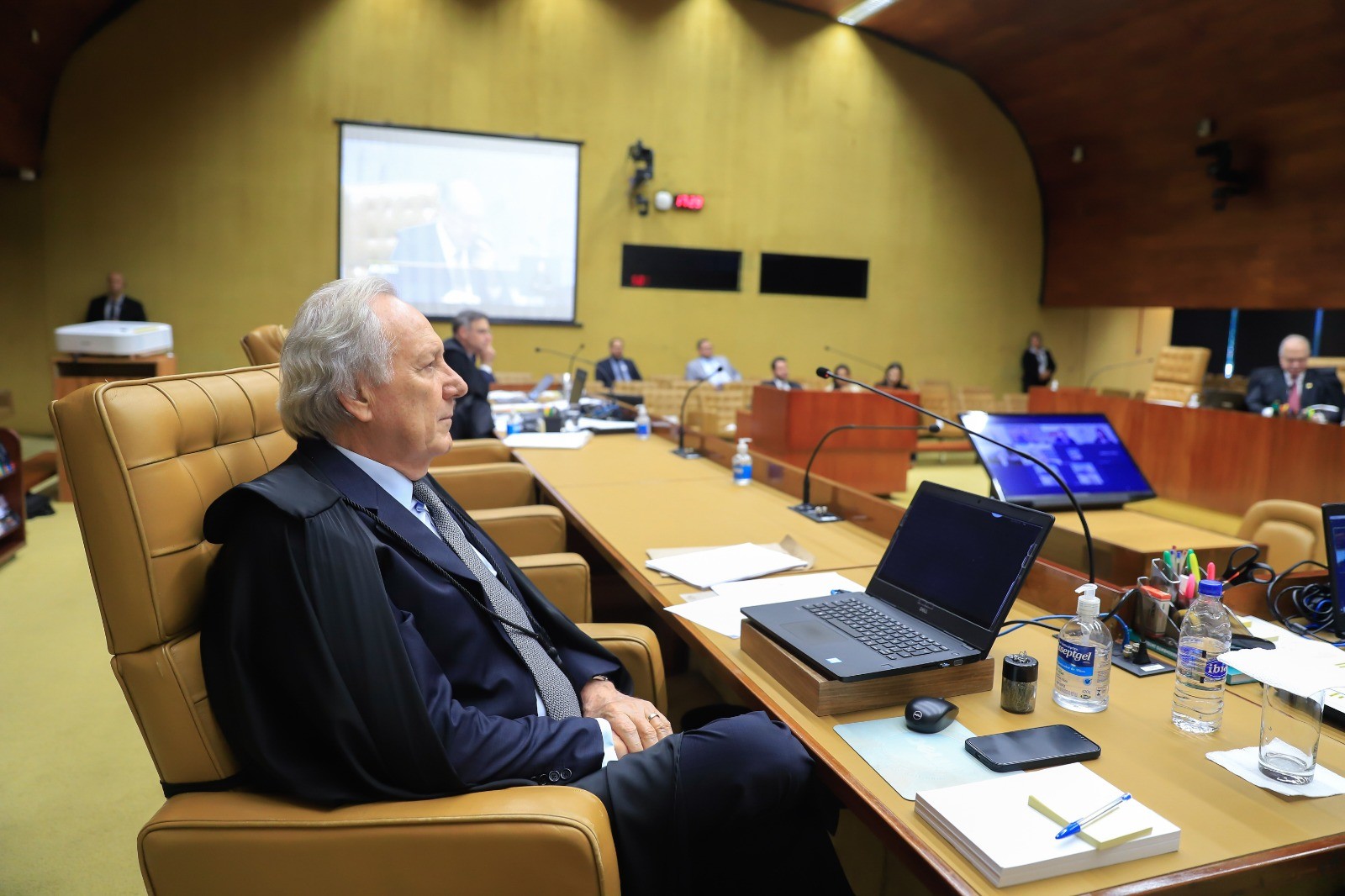 Lewandowski em sua última sessão plenária na Corte, março de 2023  — Foto: Fellipe Sampaio/SCO/STF