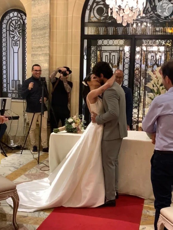 Pérola Faria se casou com Mário Bregieira em maio — Foto: Reprodução/ Instagram