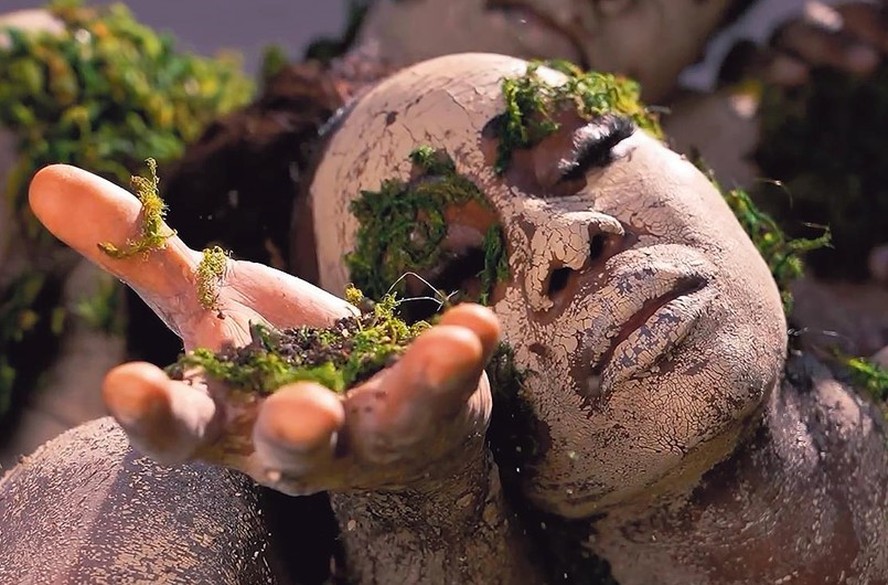 Em 2025, a Verde e Rosa celebra suas origens com o enredo o ‘Rio da negritude entre dores e paixões’