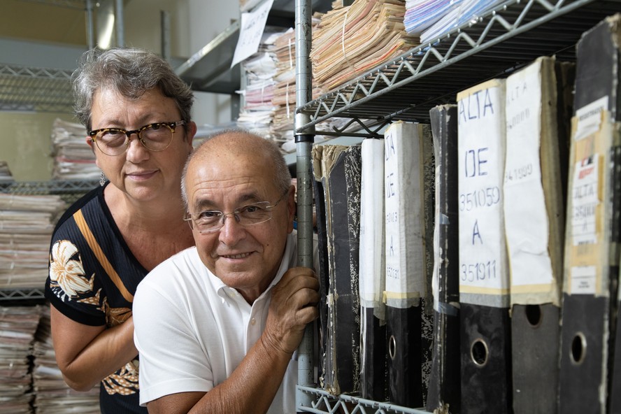 Casal de sócios da empresa Mycroarq, Sidneida e Almir Veras