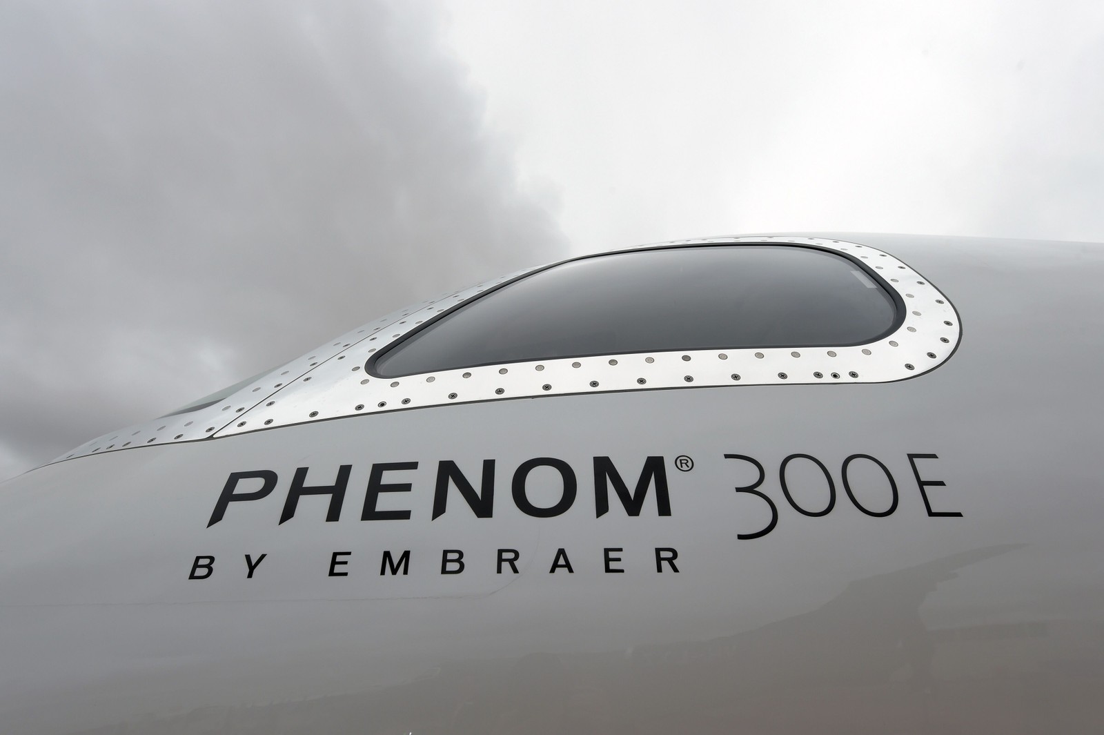 Modelo repaginado do Phenom 300 conta, ainda, com uma configuração personalizada para emergências médicas. — Foto: Carla Gottgens/Bloomberg