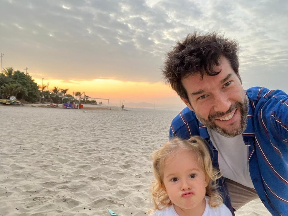 Daniel Del Sarto com a filha, Alice — Foto: Reprodução / Instagram
