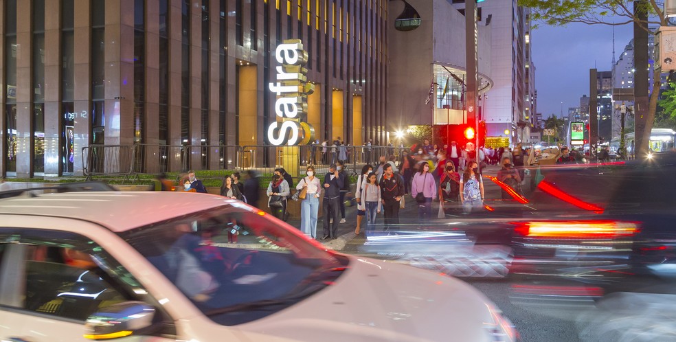 Banco Safra, na Avenida Paulista, em São Paulo  — Foto: Edilson Dantas