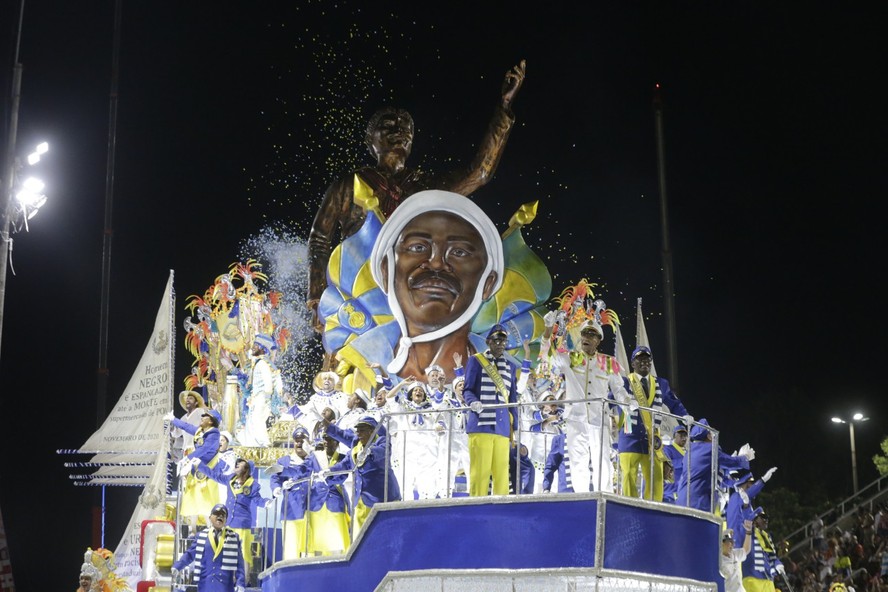 O desfile da Tuiuti em homenagem a João Cândido