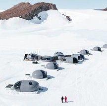 Cabanas de luxo da empresa White Desert são espécie de 'estação espacial' na Antártida — Foto: White Desert