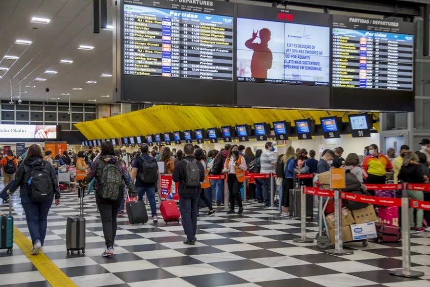 Considerado a 'joia da coroa' nas mãos da Infraero, o aeroporto de Congonha vai a leilão nesta quinta-feira e recebeu apena uma oferta — Foto: Edilson Dantas/Agência O GLOBO